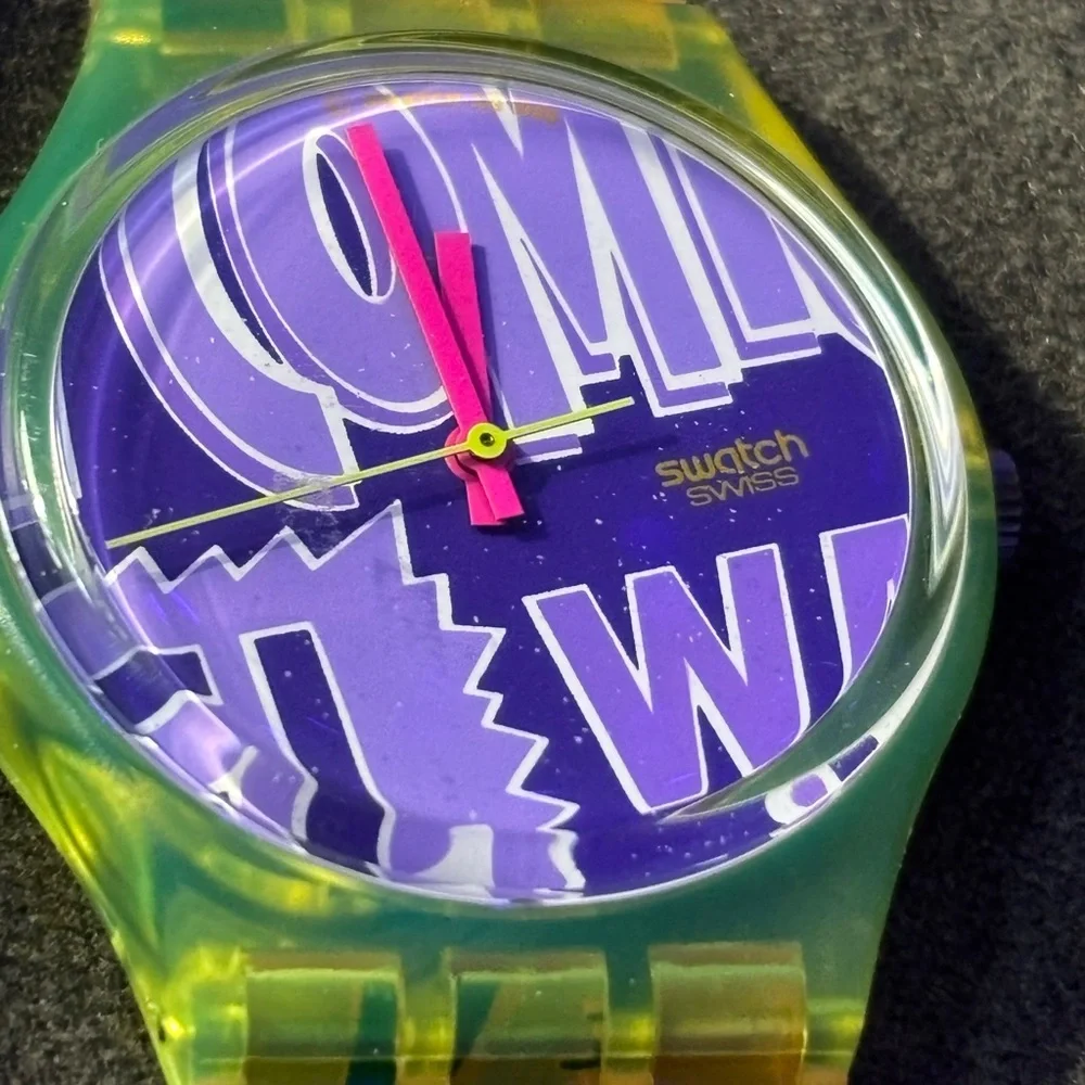 Vintage Swatch Men’s Robin Colorful Comic Silicone Watch 1990 Unisex Y2K